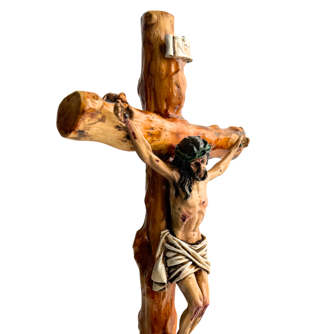 Crucifijo Rústico Artesanal en Madera y resina – Hecho a Mano